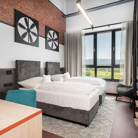 Ξενοδοχείο Western